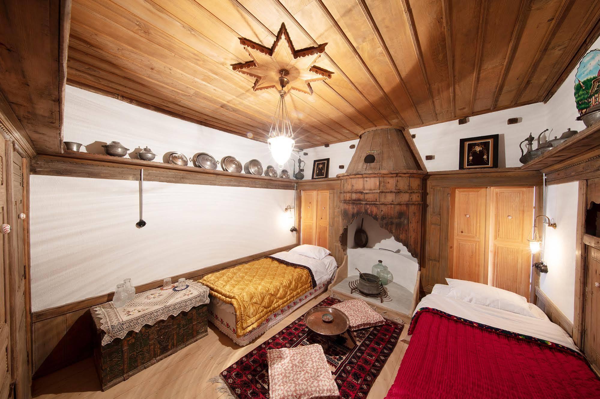 Yeniceri Ahmet Aga Konagi Antalya Exteriér fotografie